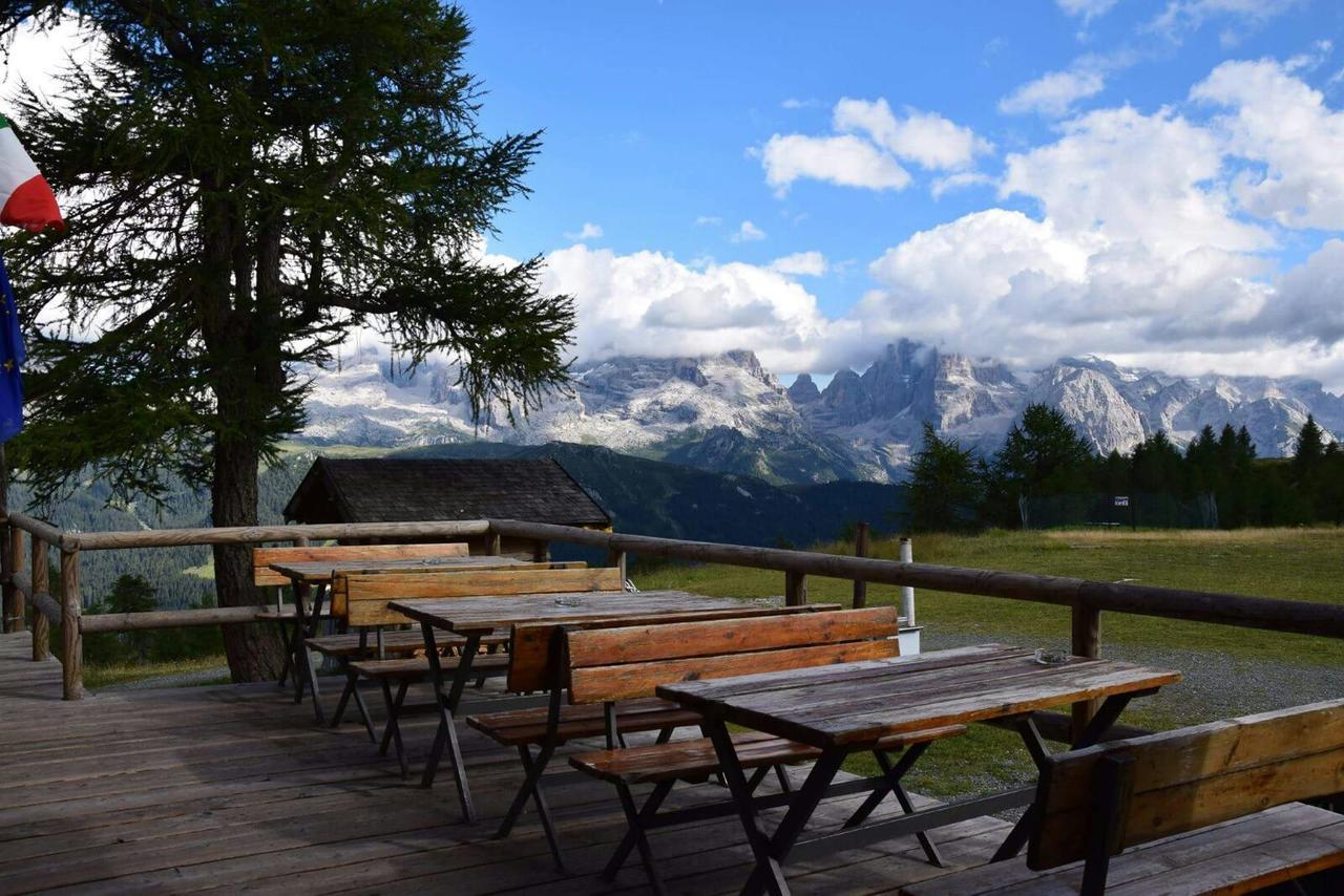 Hotel Rifugio Viviani Pradalago Madonna Exterior foto
